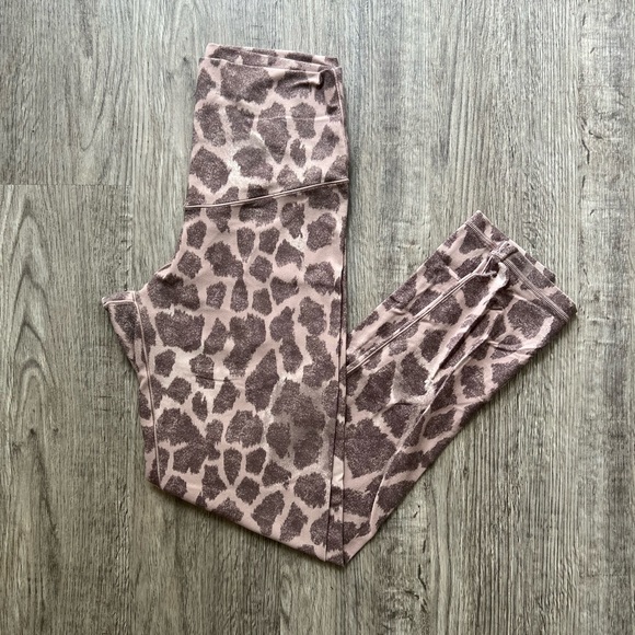 ♥️ OFFLINE Real Me High Waisted Legging - Picture 5 of 10